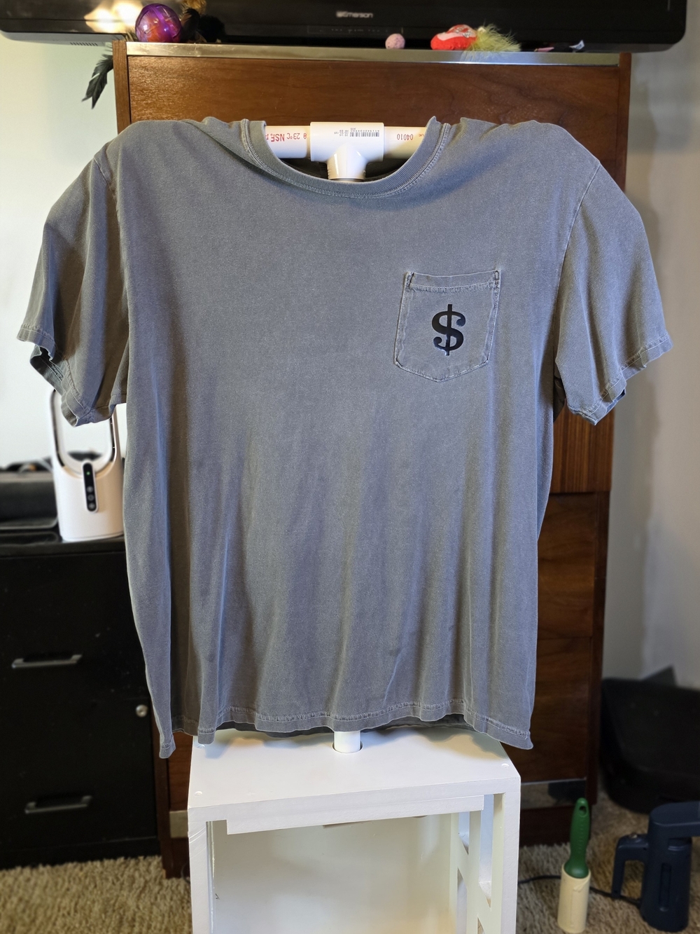 Woman's Washed Gray Pocket T-Shirt with Dollar Sign
